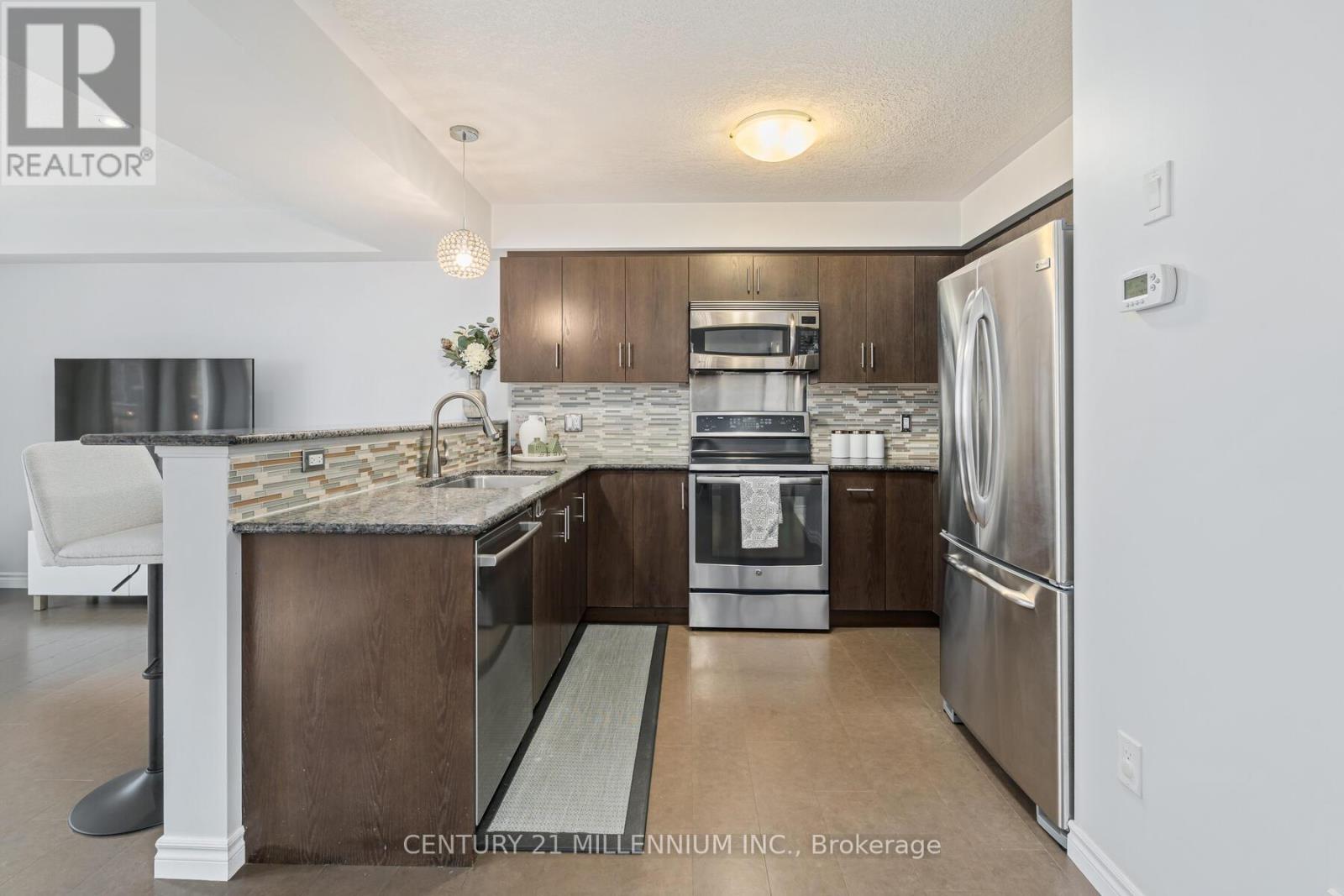 13 - 167 Arkell Road, Guelph, Ontario  N1L 0J9 - Photo 12 - X12488050