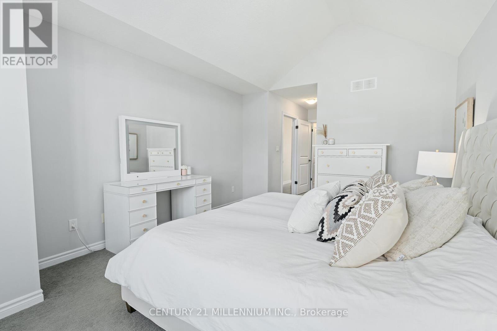 13 - 167 Arkell Road, Guelph, Ontario  N1L 0J9 - Photo 23 - X12488050