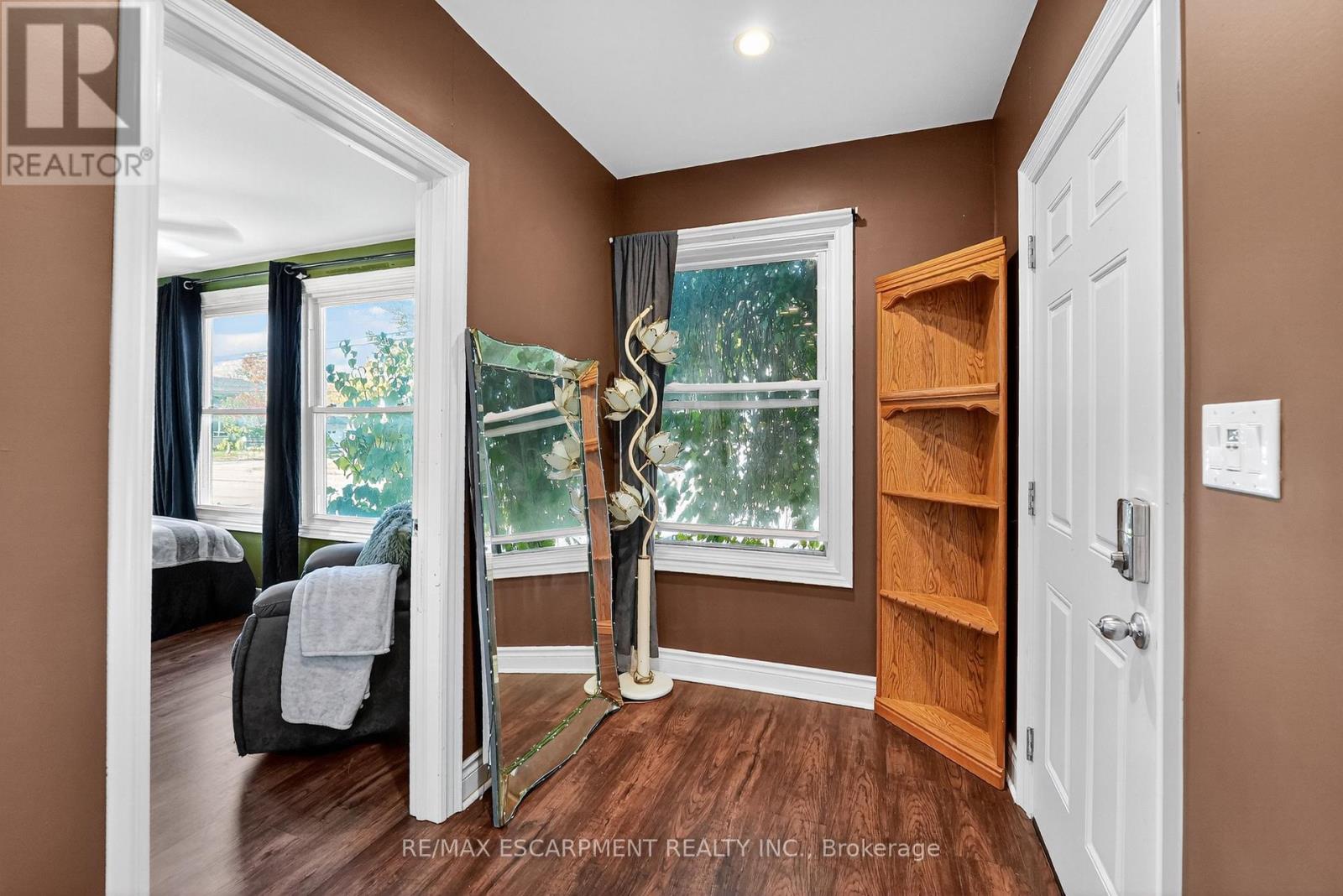 261 Gilmore Road, Fort Erie, Ontario  L2A 2M6 - Photo 16 - X12488106