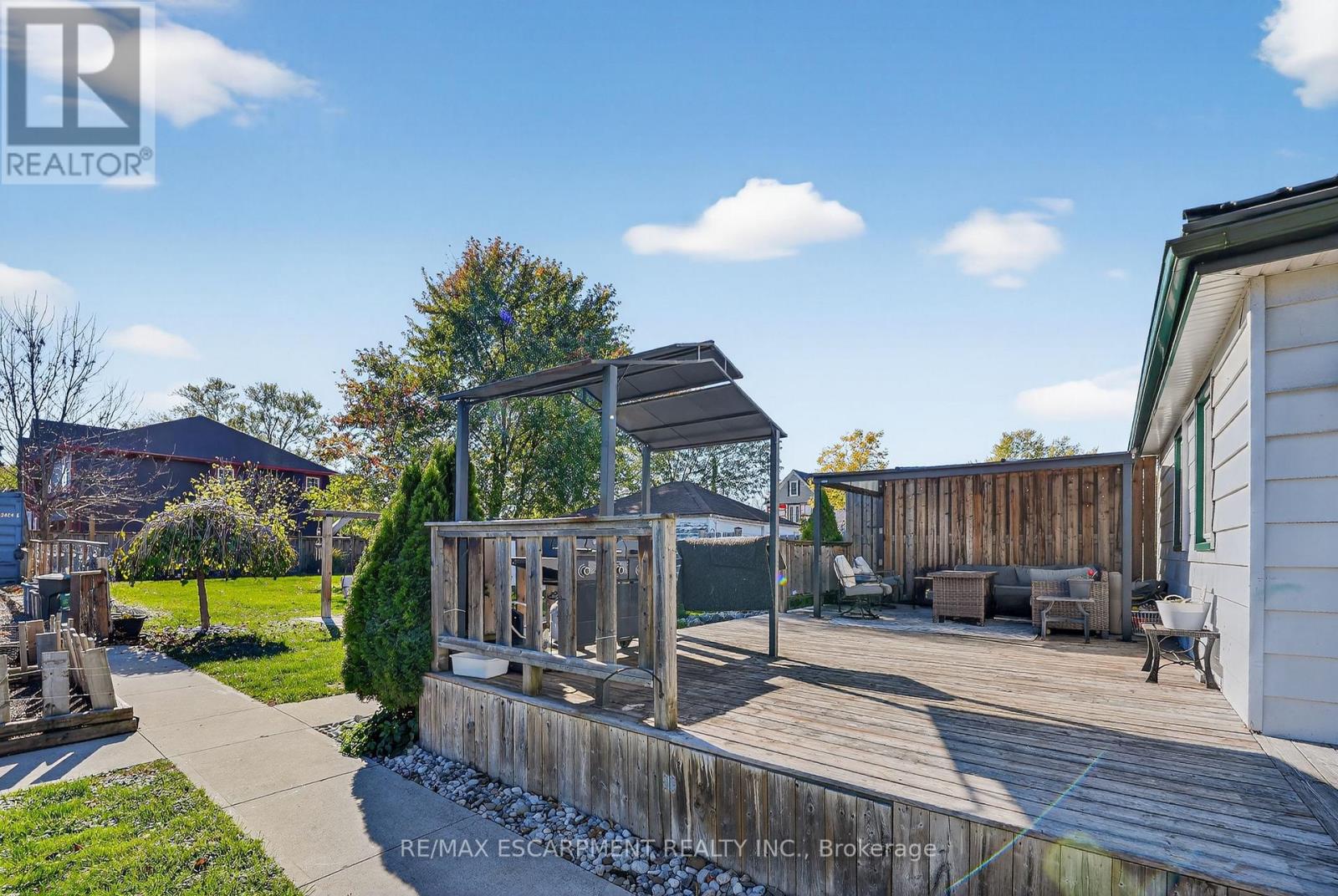 261 Gilmore Road, Fort Erie, Ontario  L2A 2M6 - Photo 26 - X12488106