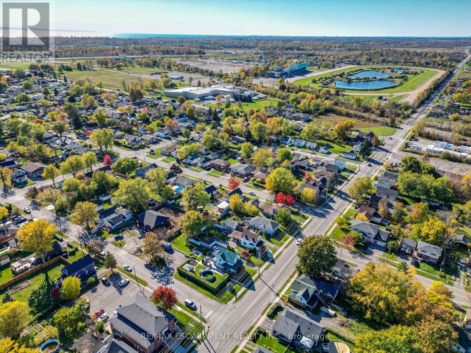 261 Gilmore Road, Fort Erie, Ontario  L2A 2M6 - Photo 37 - X12488106