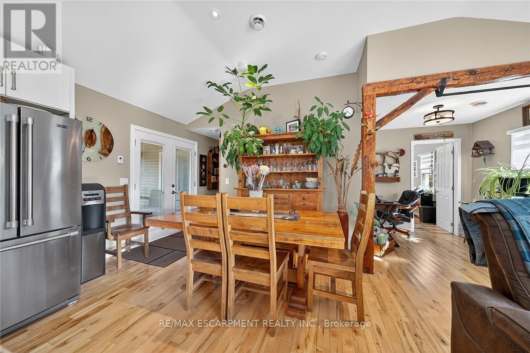 2073 First Avenue, Haldimand, Ontario  N0A 1P0 - Photo 15 - X12488124