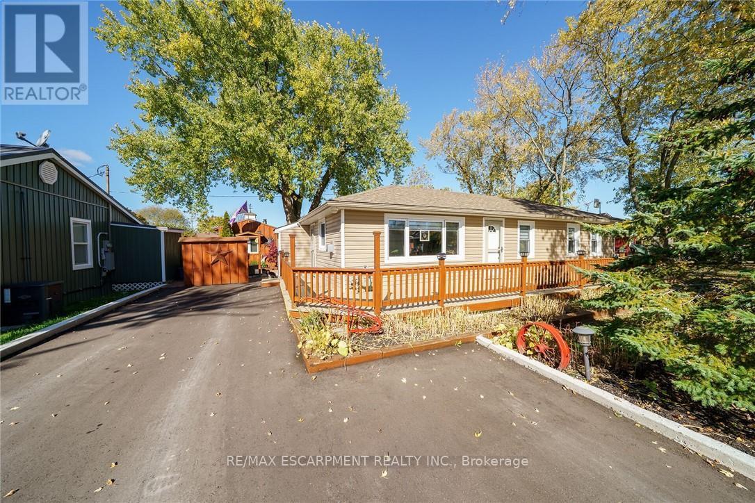 2073 First Avenue, Haldimand, Ontario  N0A 1P0 - Photo 2 - X12488124