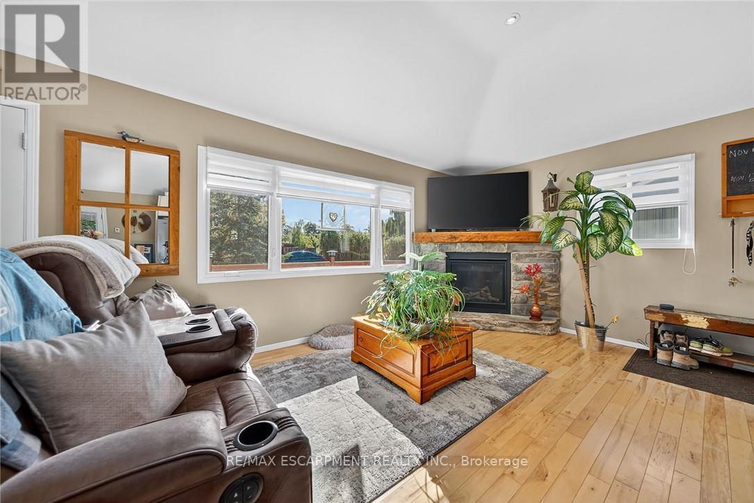 2073 First Avenue, Haldimand, Ontario  N0A 1P0 - Photo 8 - X12488124