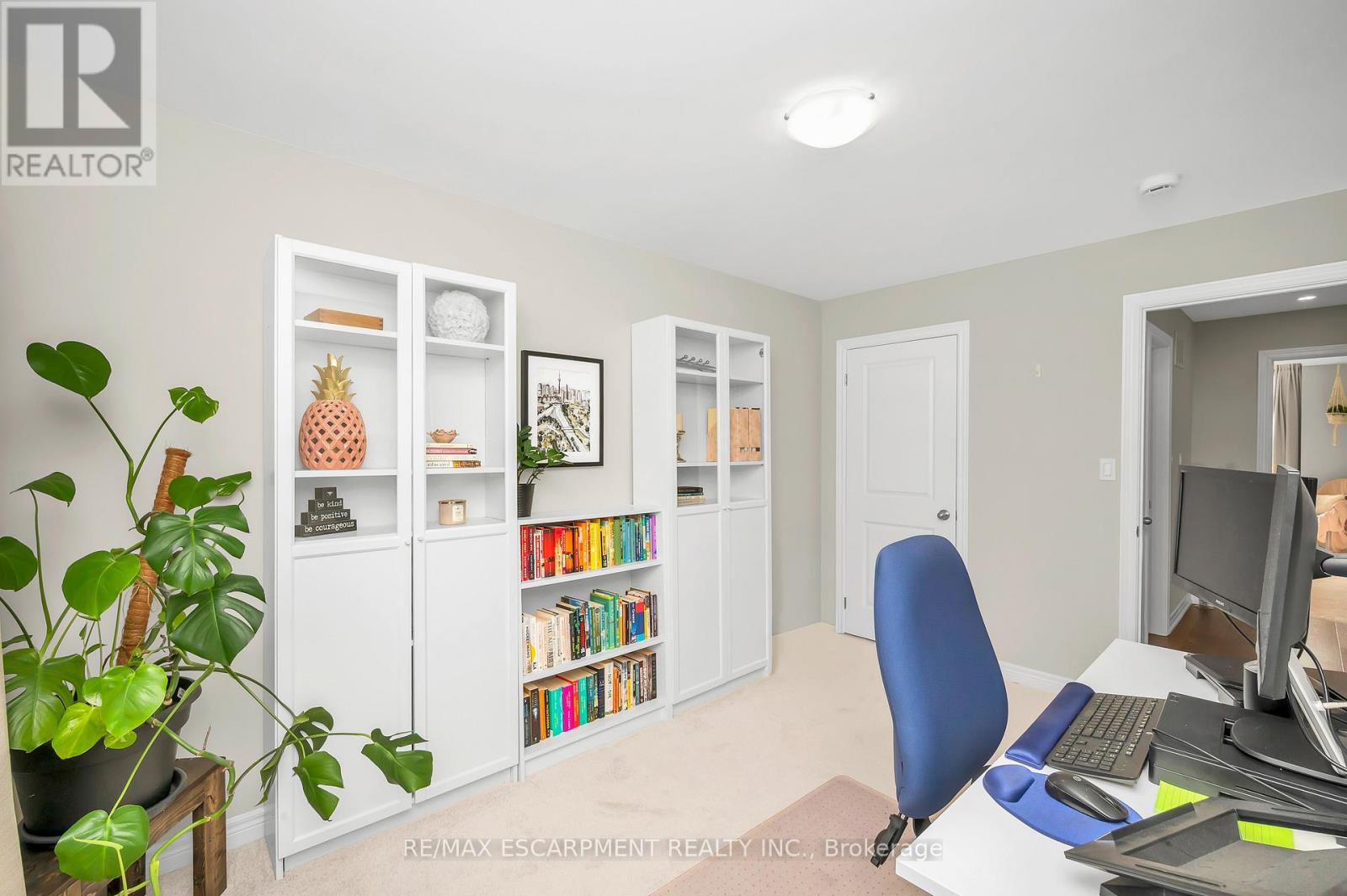 17 Arietta Lane, Hamilton, Ontario  L8E 0K7 - Photo 23 - X12488142