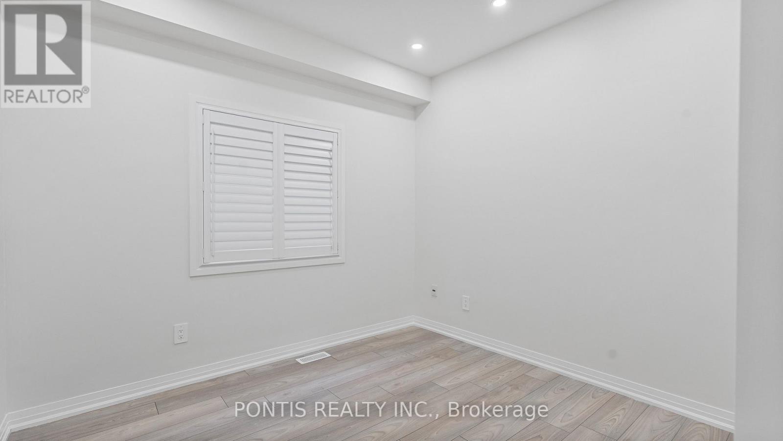 1 Brewis Street, Brant, Ontario  N3L 0L2 - Photo 10 - X12488224