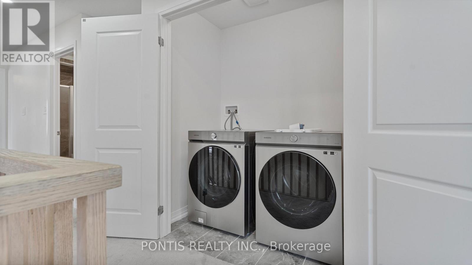 1 Brewis Street, Brant, Ontario  N3L 0L2 - Photo 5 - X12488224