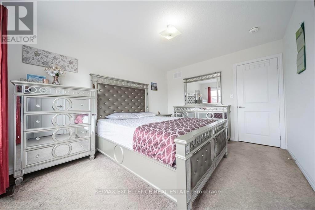 44 Cottonwood Crescent, Welland, Ontario  L3B 0J4 - Photo 21 - X12488234