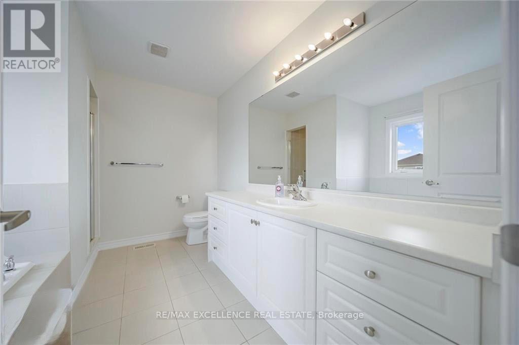 44 Cottonwood Crescent, Welland, Ontario  L3B 0J4 - Photo 31 - X12488234