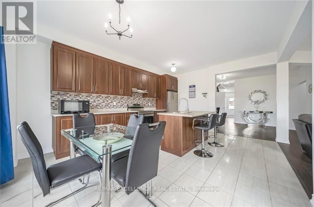 44 Cottonwood Crescent, Welland, Ontario  L3B 0J4 - Photo 8 - X12488234