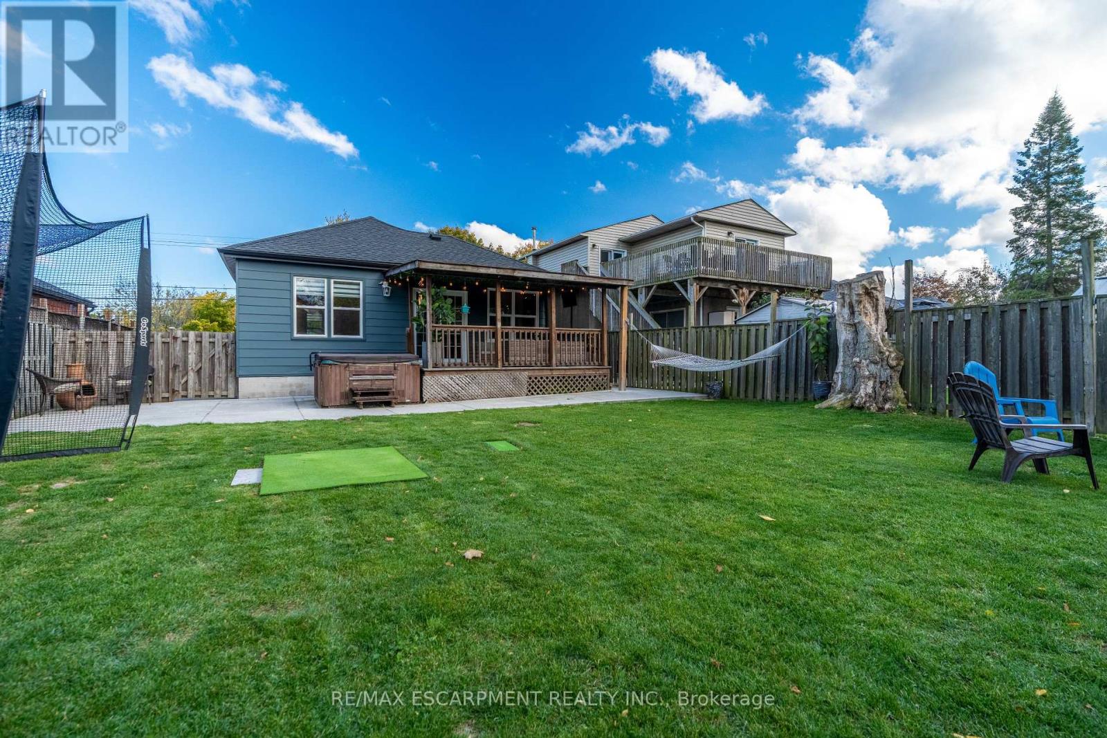 128 East 17th Street, Hamilton, Ontario  L9A 4M5 - Photo 45 - X12488244