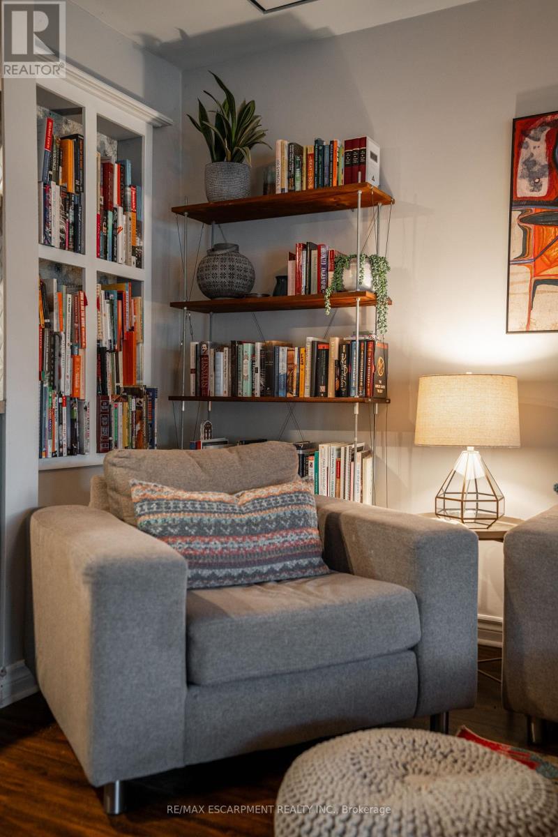 128 East 17th Street, Hamilton, Ontario  L9A 4M5 - Photo 48 - X12488244