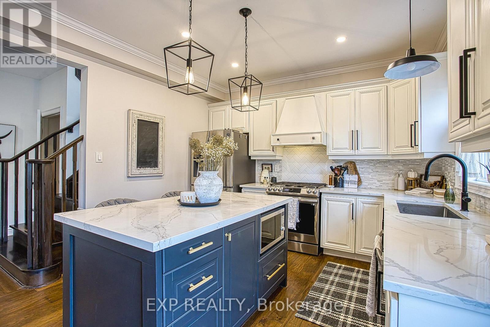 265 Montreal Circle, Hamilton, Ontario  L8E 0C6 - Photo 12 - X12488260