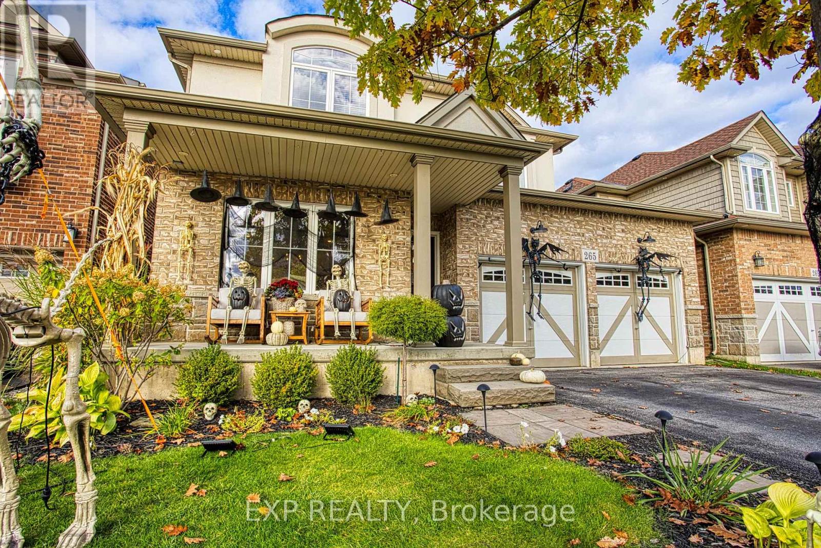 265 Montreal Circle, Hamilton, Ontario  L8E 0C6 - Photo 2 - X12488260