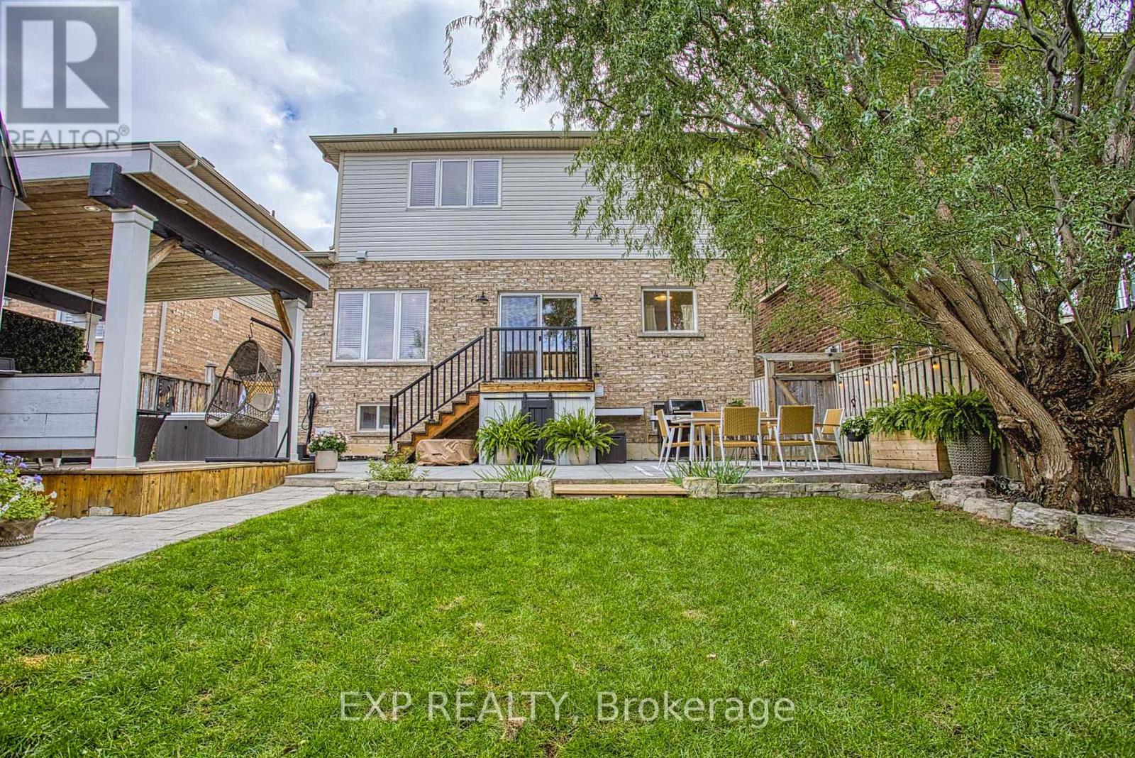 265 Montreal Circle, Hamilton, Ontario  L8E 0C6 - Photo 37 - X12488260