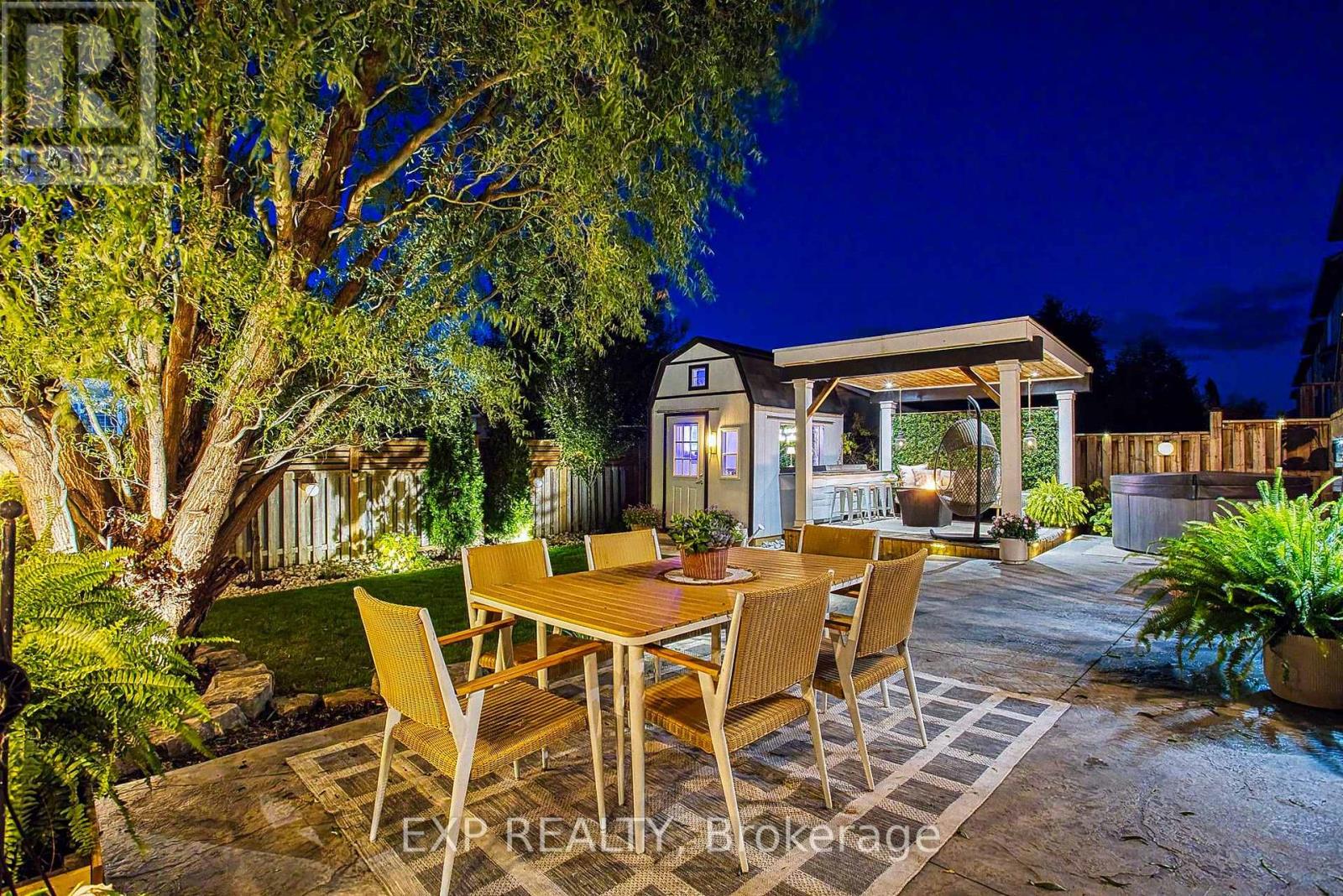 265 Montreal Circle, Hamilton, Ontario  L8E 0C6 - Photo 41 - X12488260