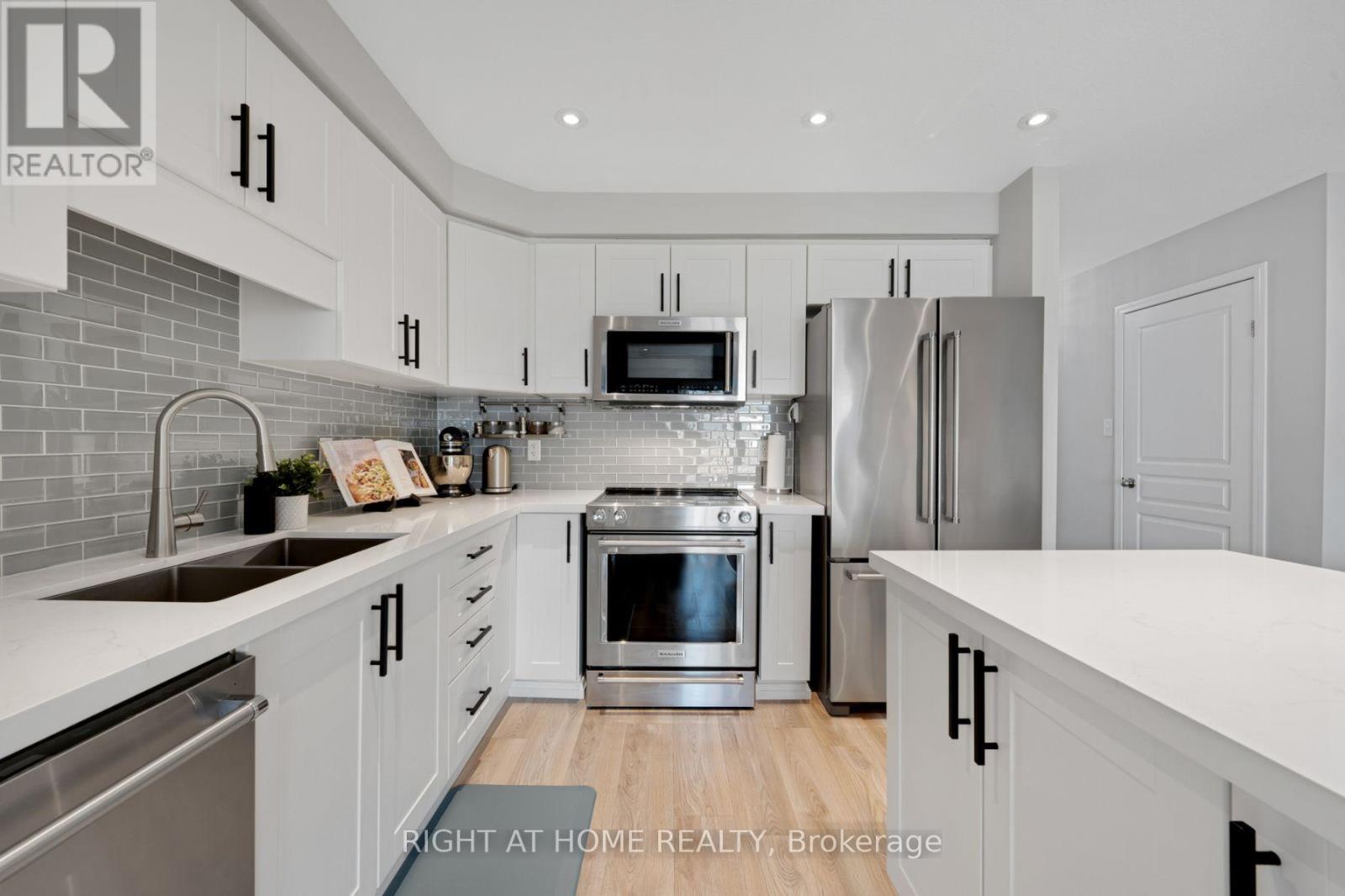 63 Grand Flats Trail, Kitchener, Ontario  N2A 0J8 - Photo 10 - X12488262