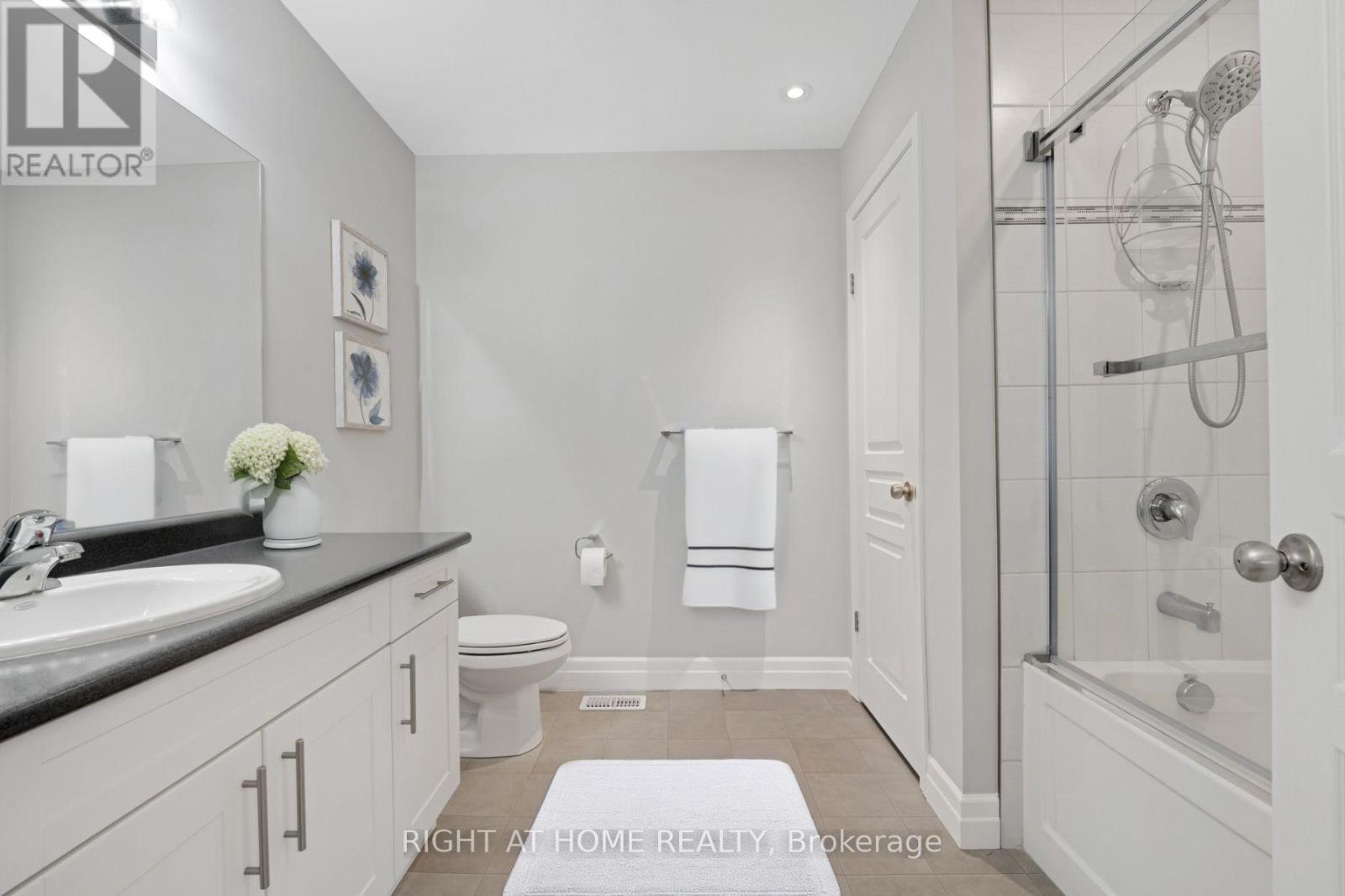 63 Grand Flats Trail, Kitchener, Ontario  N2A 0J8 - Photo 21 - X12488262