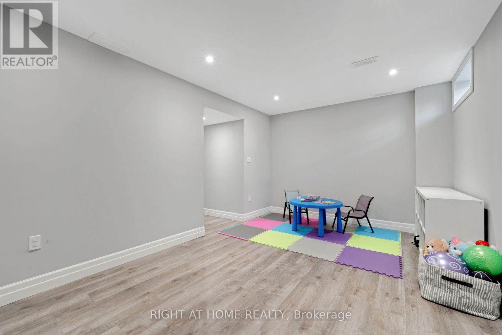 63 Grand Flats Trail, Kitchener, Ontario  N2A 0J8 - Photo 32 - X12488262