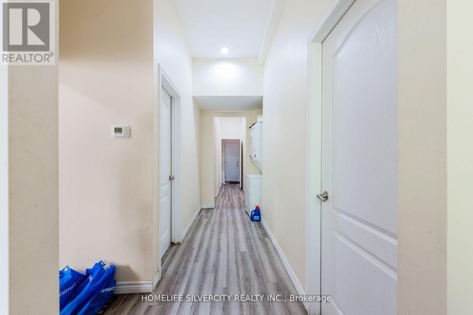 544 Dundas Street E, London East, Ontario  N6B 1W8 - Photo 5 - X12488286