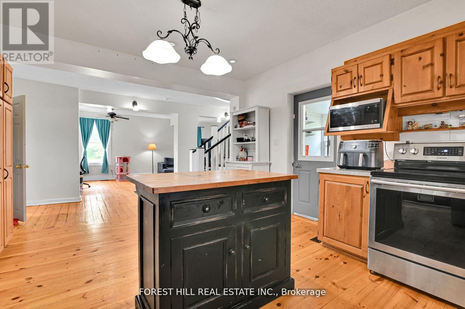 3574 Avonmore Road, North Stormont, Ontario  K0C 1C0 - Photo 11 - X12488290