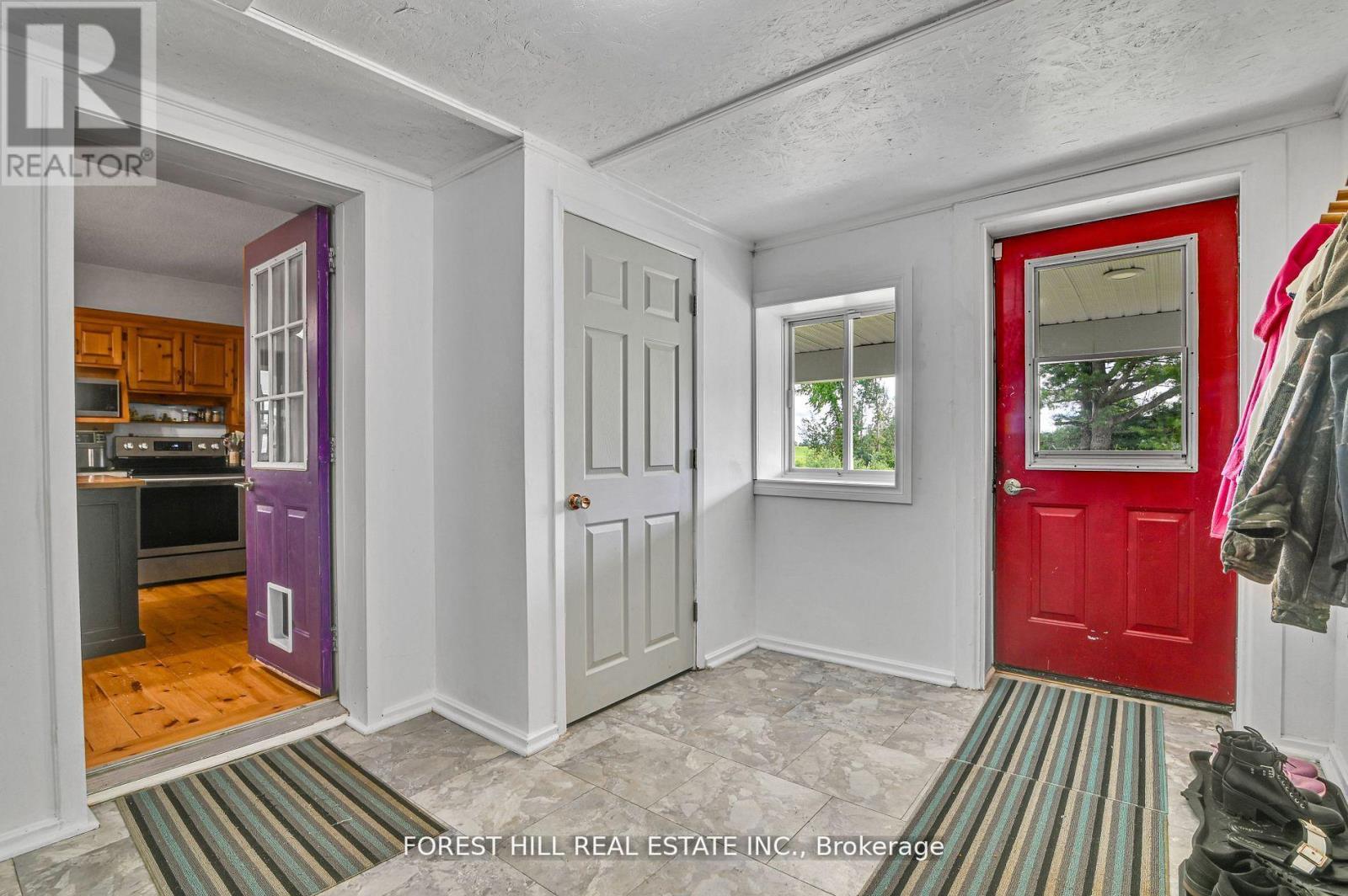 3574 Avonmore Road, North Stormont, Ontario  K0C 1C0 - Photo 6 - X12488290