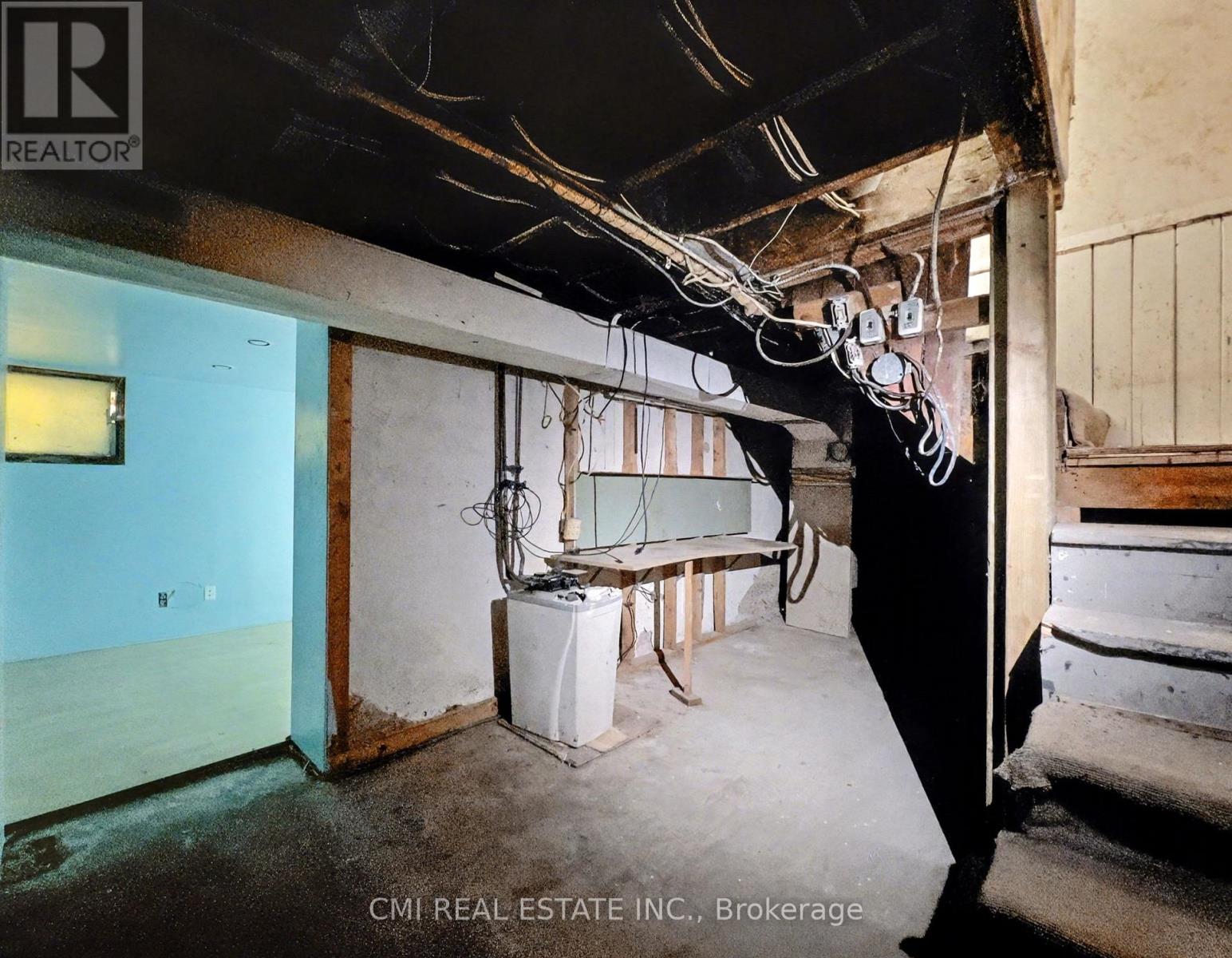 135 Madison Avenue S, Kitchener, Ontario  N2G 3M4 - Photo 41 - X12488322