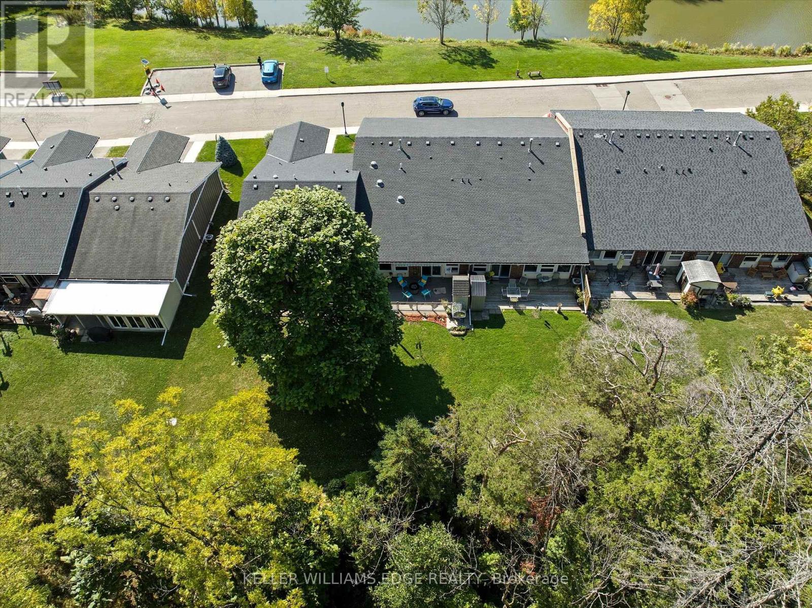 34 Cardinal Mindszenty Boulevard, Hamilton, Ontario  L9B 2M3 - Photo 44 - X12488366