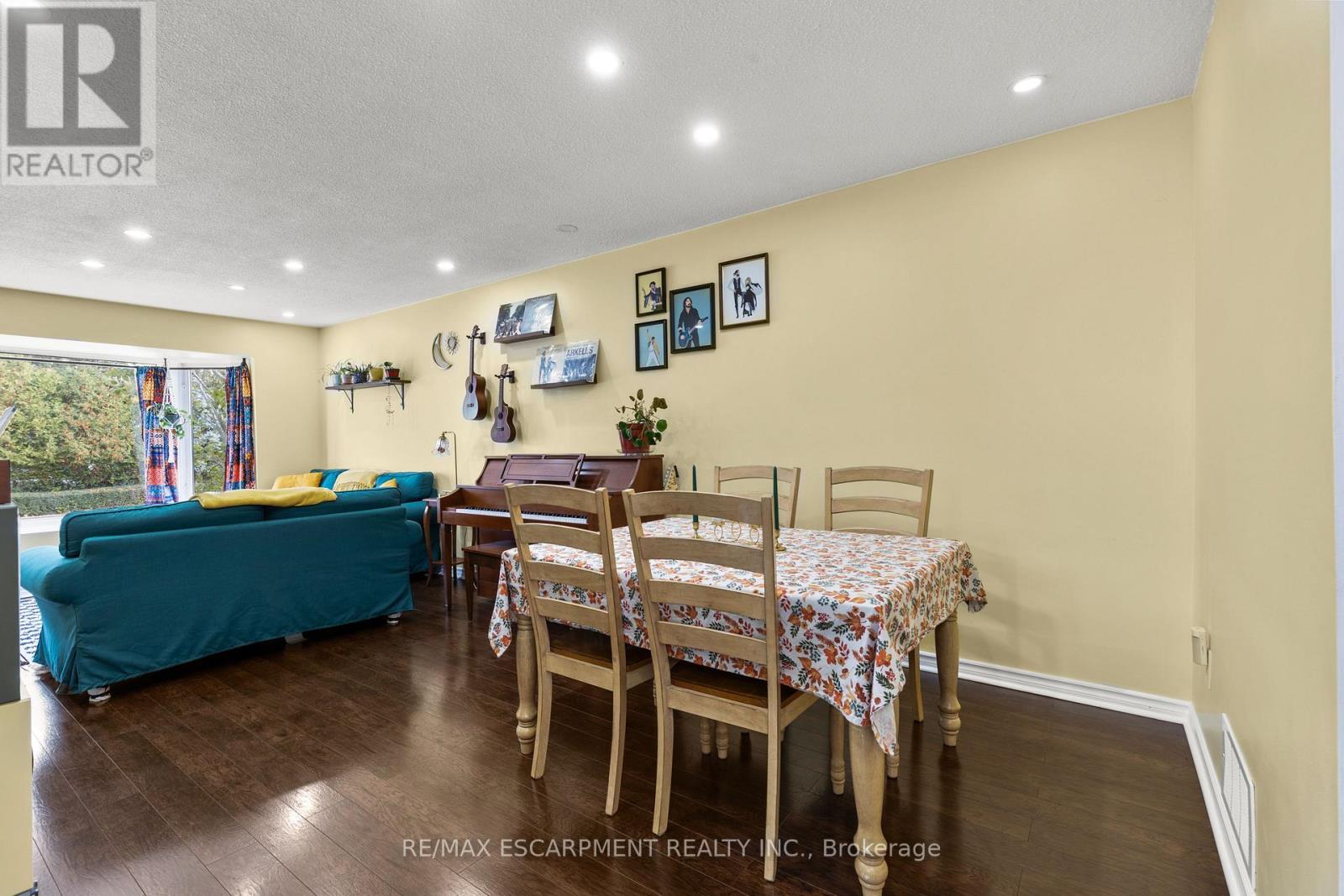 50 Gledhill Crescent, Hamilton, Ontario  L9C 6H4 - Photo 11 - X12488478