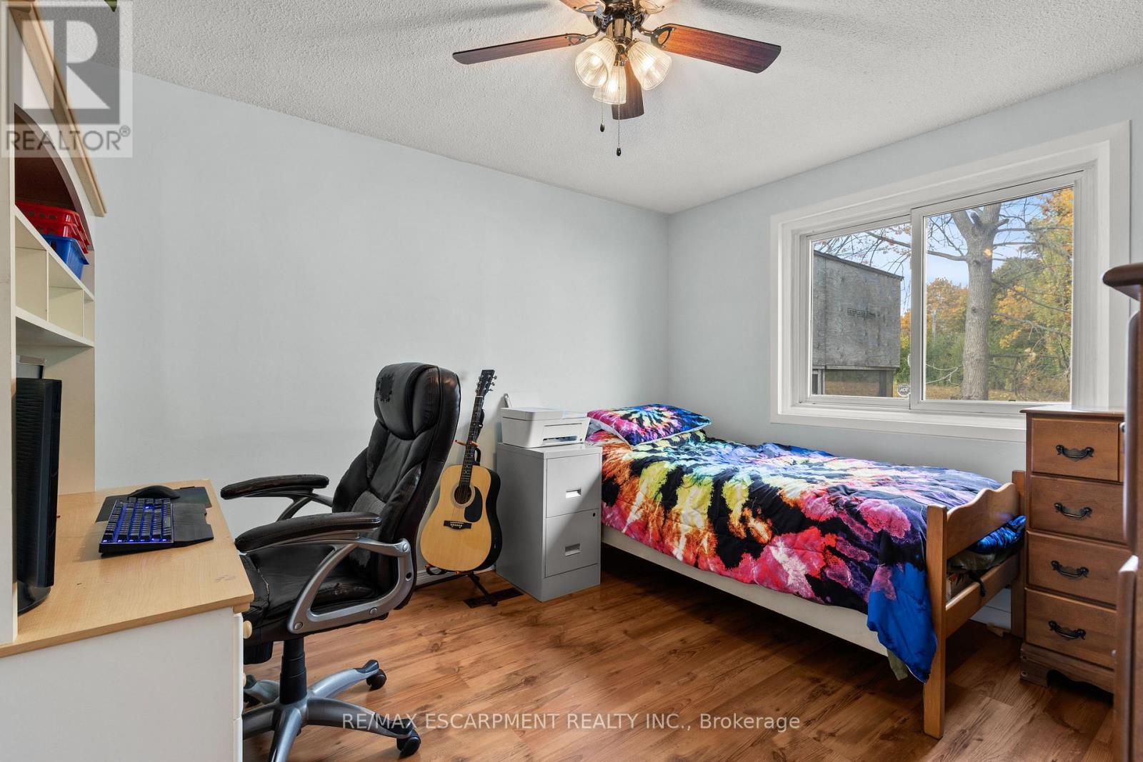 50 Gledhill Crescent, Hamilton, Ontario  L9C 6H4 - Photo 18 - X12488478