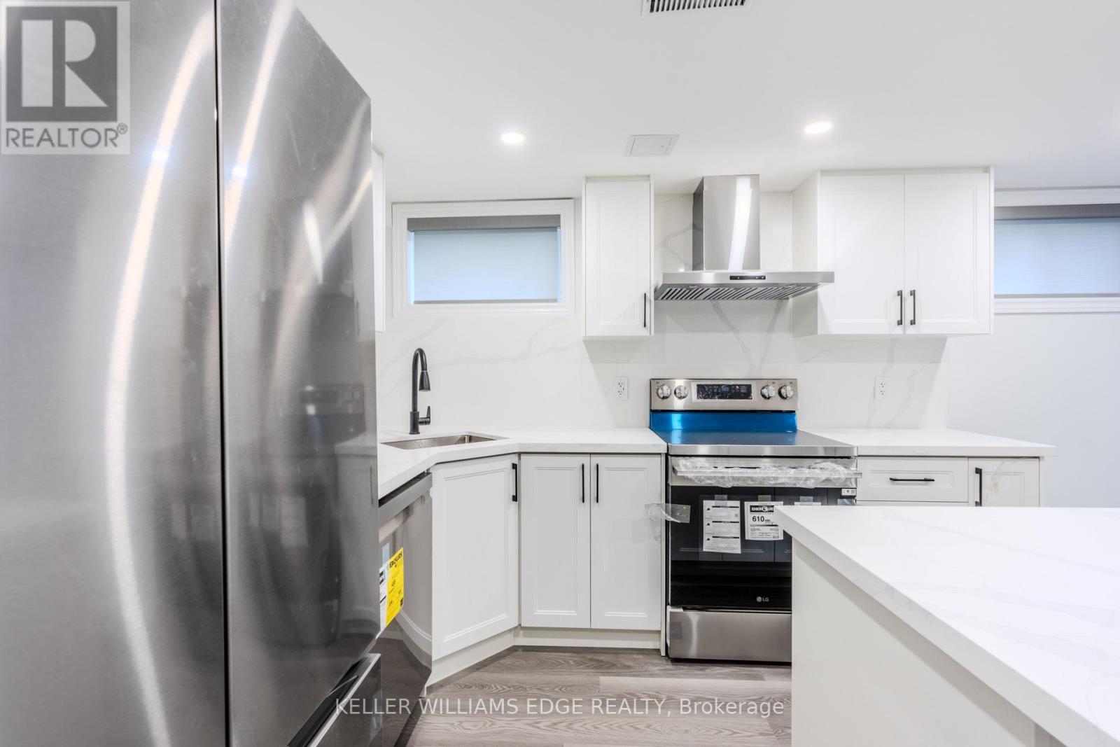 Lower - 16 Doreen Court, Hamilton, Ontario  L8T 2M3 - Photo 6 - X12488518