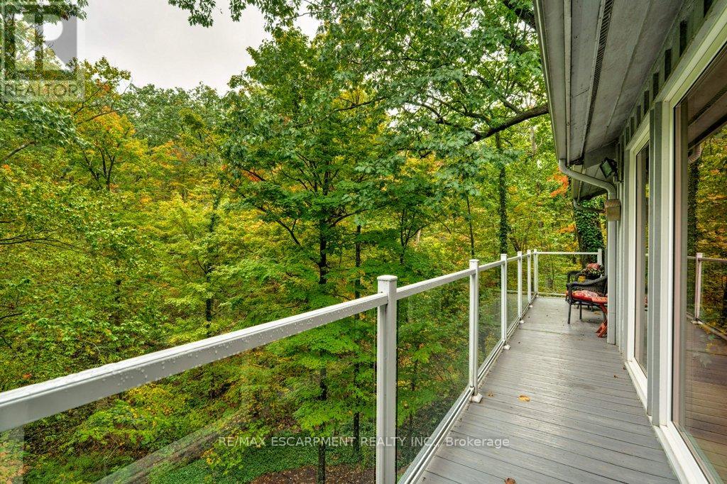 59 Park Road S, Grimsby, Ontario  L3M 4E7 - Photo 22 - X12488534