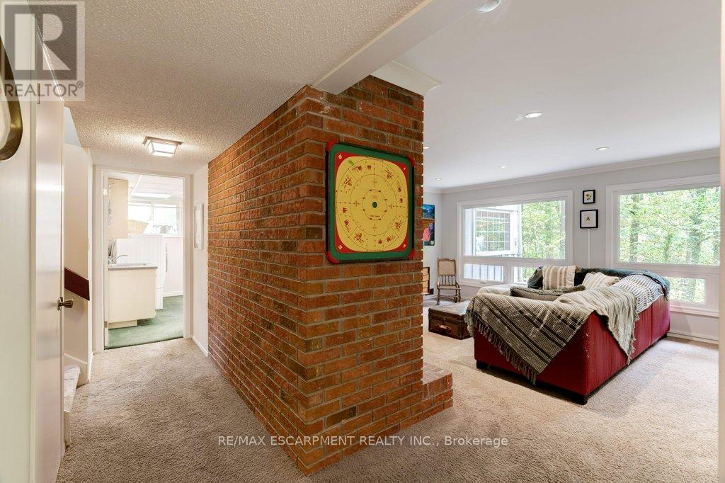 59 Park Road S, Grimsby, Ontario  L3M 4E7 - Photo 30 - X12488534