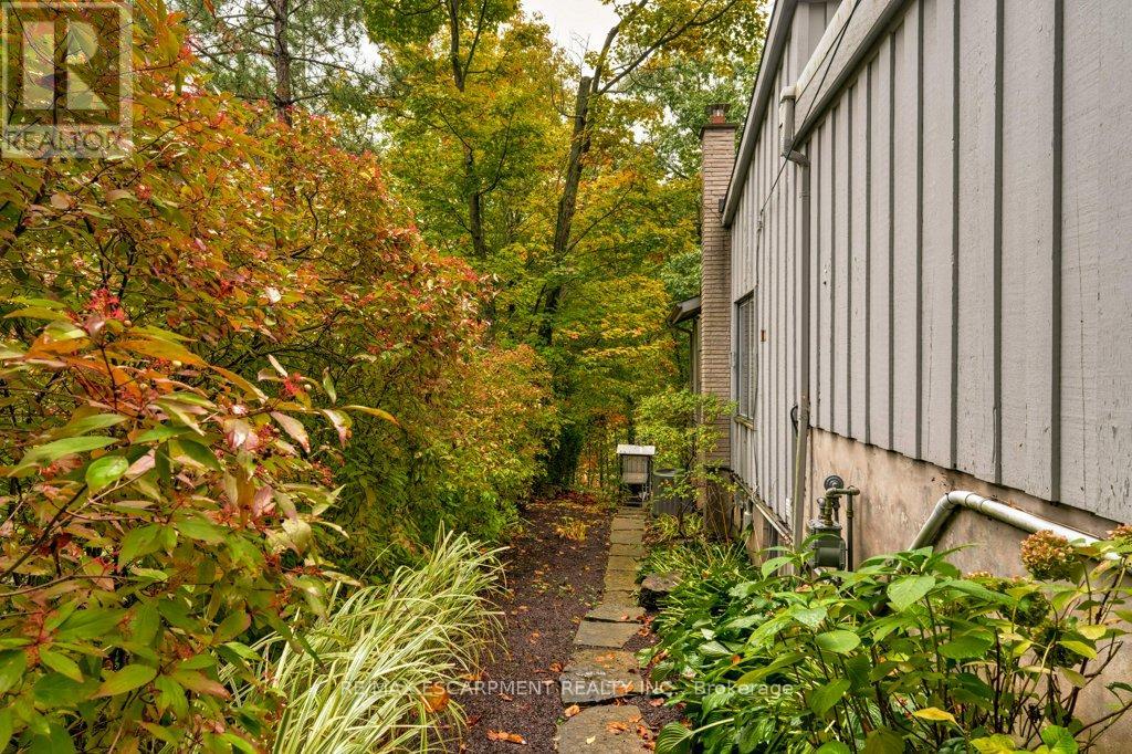 59 Park Road S, Grimsby, Ontario  L3M 4E7 - Photo 43 - X12488534