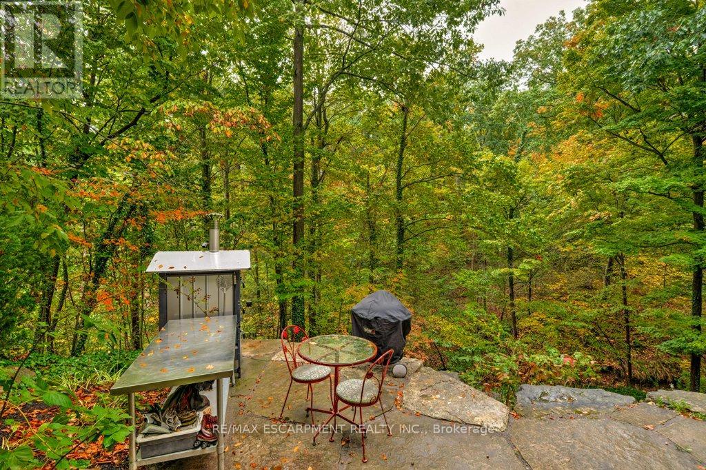 59 Park Road S, Grimsby, Ontario  L3M 4E7 - Photo 44 - X12488534