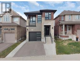 657 BENNINGER DRIVE, Kitchener, Ontario