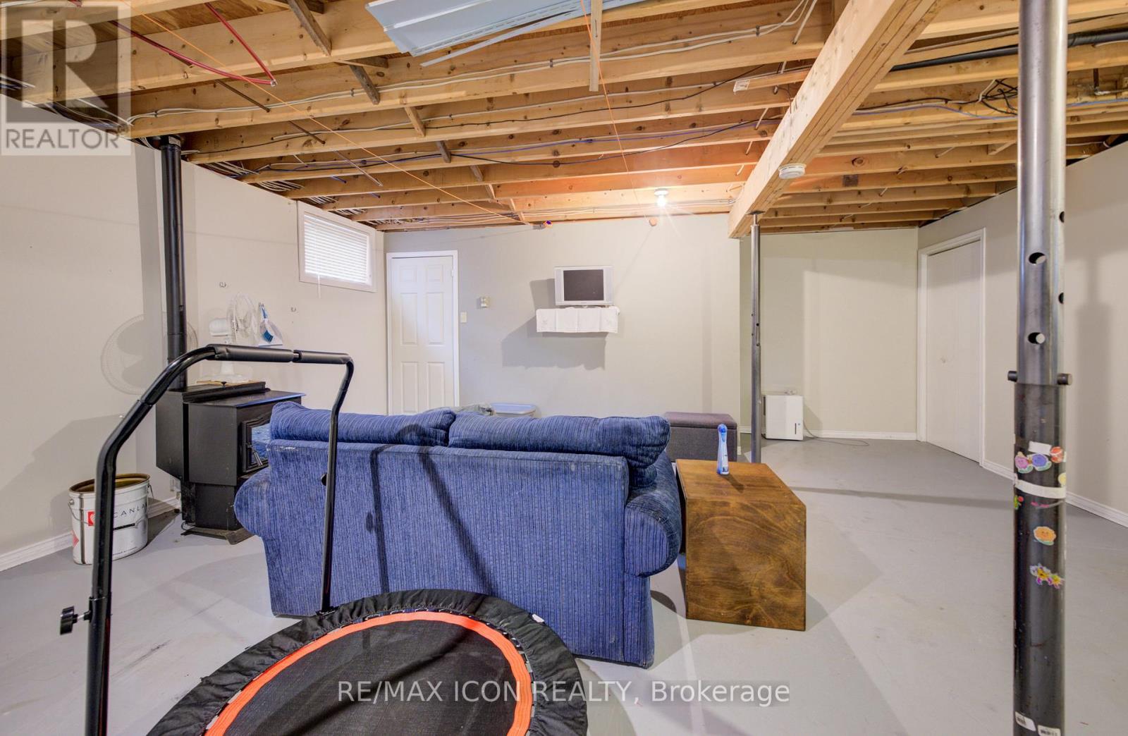 38 Mill Street E, Perth East, Ontario  N0K 1M0 - Photo 22 - X12488676