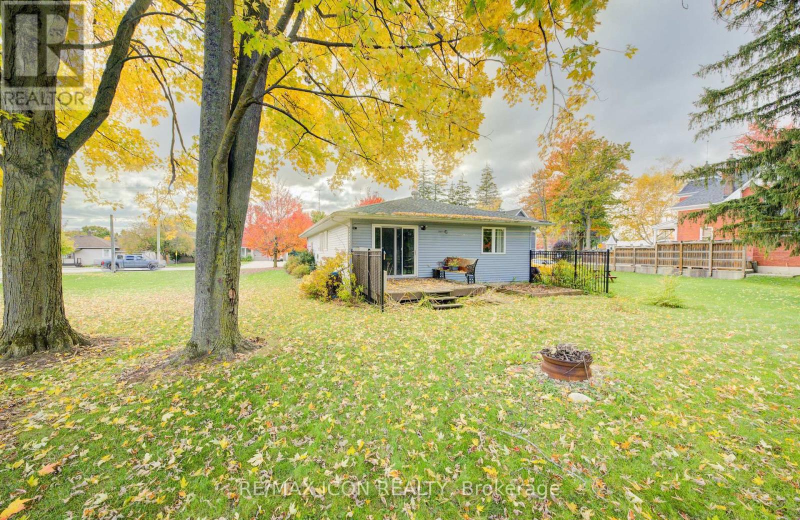 38 Mill Street E, Perth East, Ontario  N0K 1M0 - Photo 30 - X12488676
