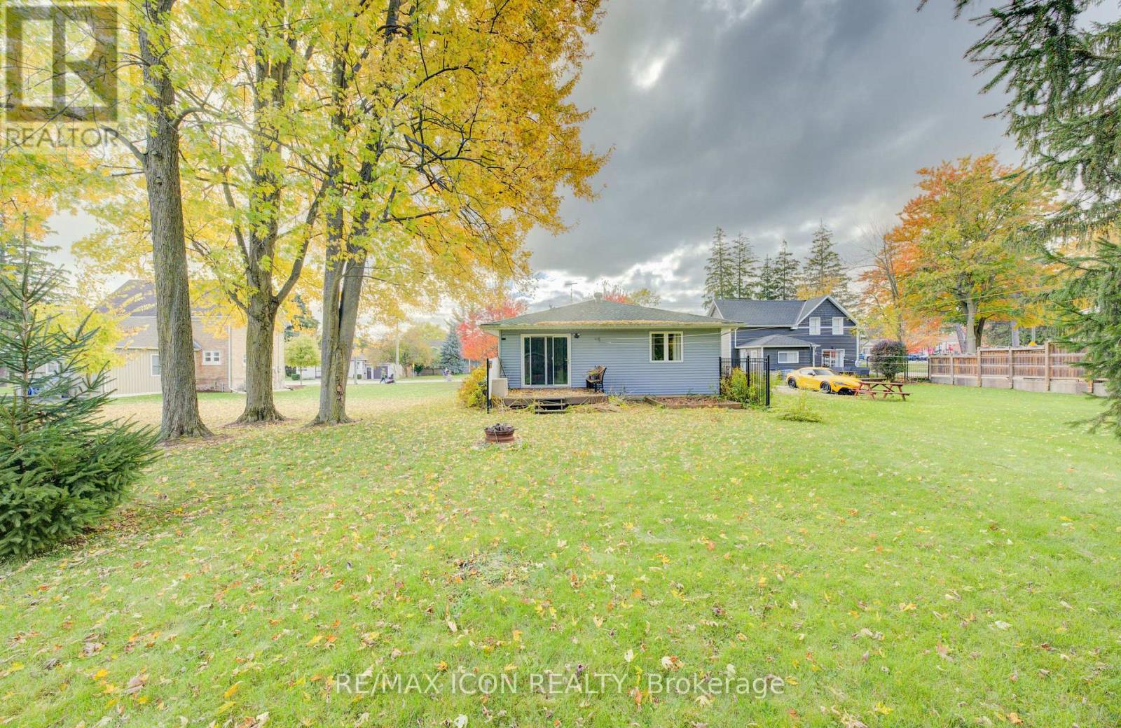 38 Mill Street E, Perth East, Ontario  N0K 1M0 - Photo 33 - X12488676