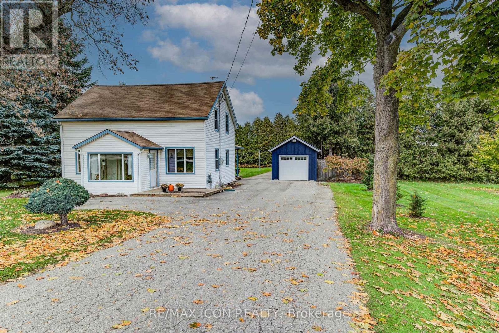 1301 Lobsinger Line, Woolwich, Ontario  N2J 4G8 - Photo 2 - X12488678