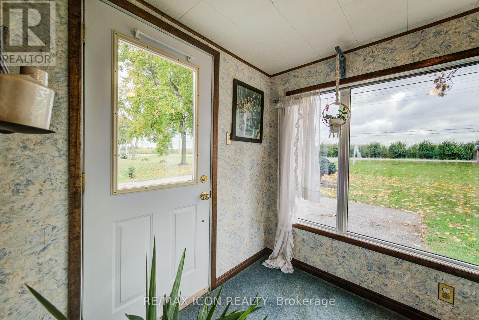 1301 Lobsinger Line, Woolwich, Ontario  N2J 4G8 - Photo 5 - X12488678