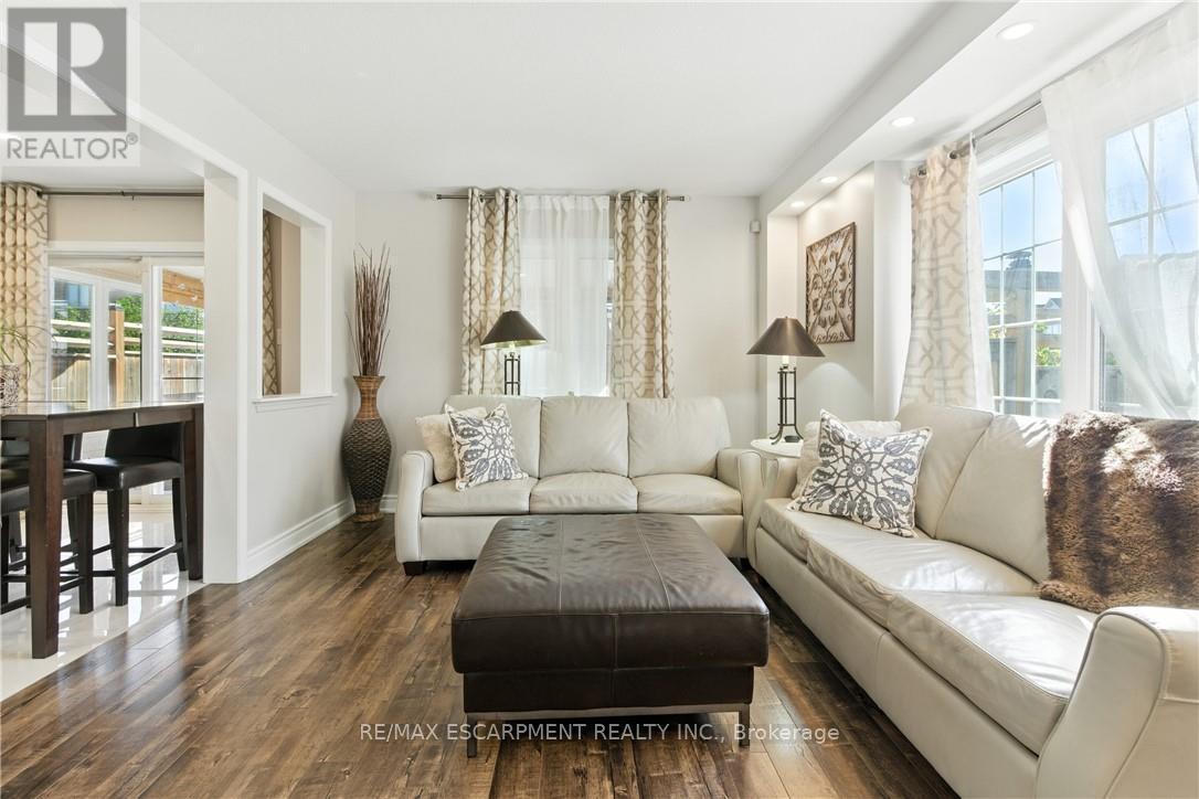 7764 Sycamore Drive, Niagara Falls, Ontario  L2H 0N6 - Photo 10 - X12488738