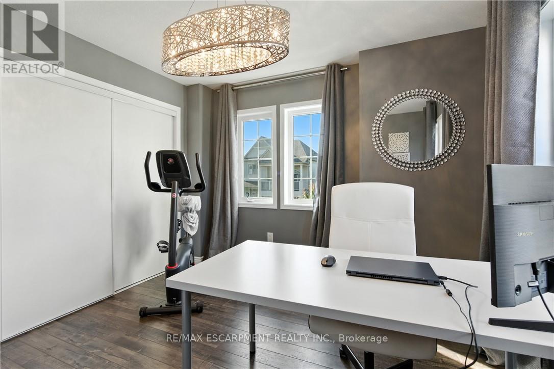 7764 Sycamore Drive, Niagara Falls, Ontario  L2H 0N6 - Photo 34 - X12488738