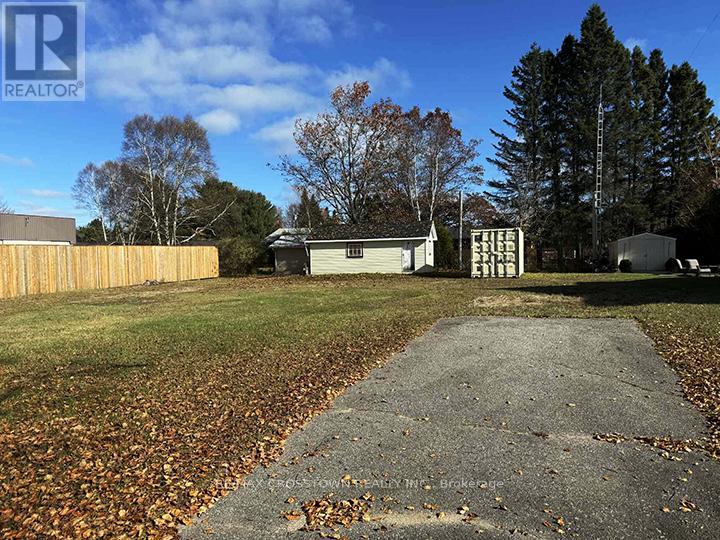 8 Cedar Court, South River, Ontario  P0A 1X0 - Photo 2 - X12488744