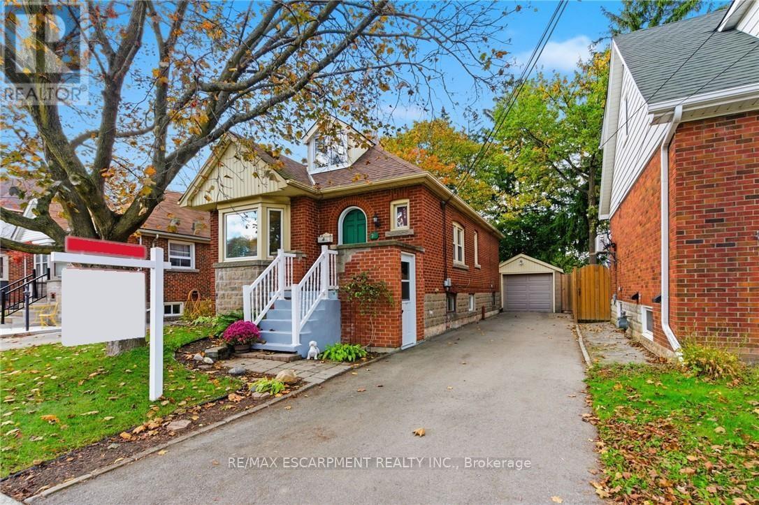76 EAST 15TH STREET, Hamilton, Ontario