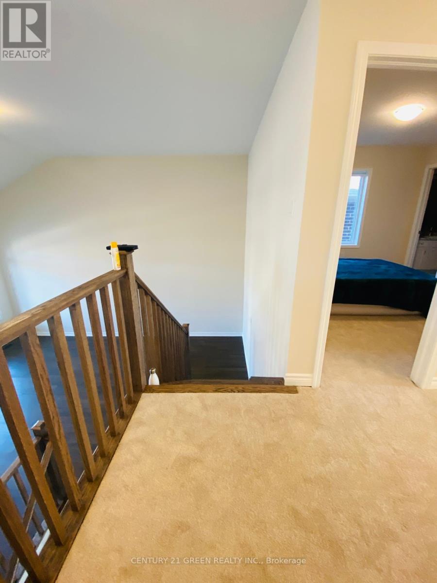 283 Rosenberg Way, Kitchener, Ontario  N2R 0S9 - Photo 39 - X12488944