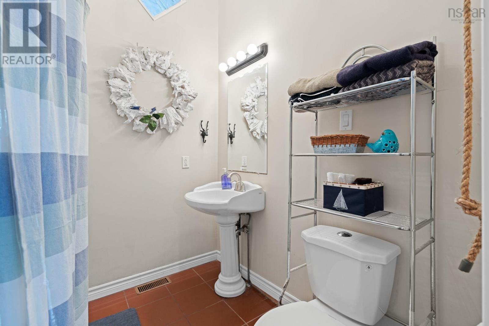 634 Ketch Harbour Road, Portuguese Cove, Nova Scotia  B3V 1K1 - Photo 7 - 202526148