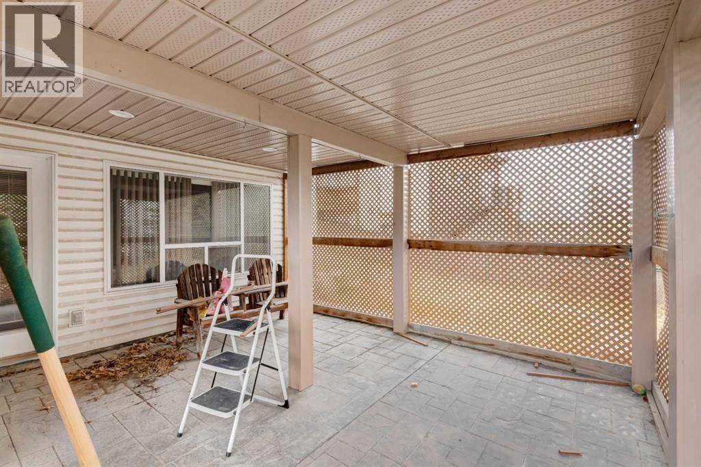 6 Bow Ridge Close, Cochrane, Alberta  T4C 1V8 - Photo 33 - A2222029