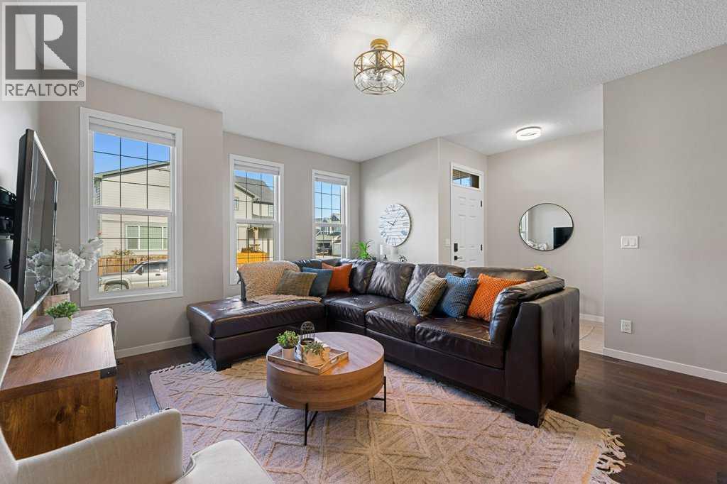 27 Cranford Crescent Se, Calgary, Alberta  T3M 0W9 - Photo 7 - A2265144