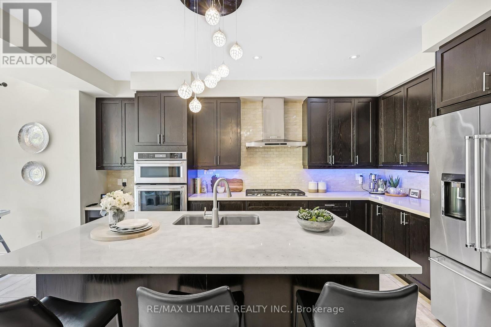 42 Donwoods Crescent, Whitby (Taunton North), Ontario  L1R 0N1 - Photo 9 - E12476402